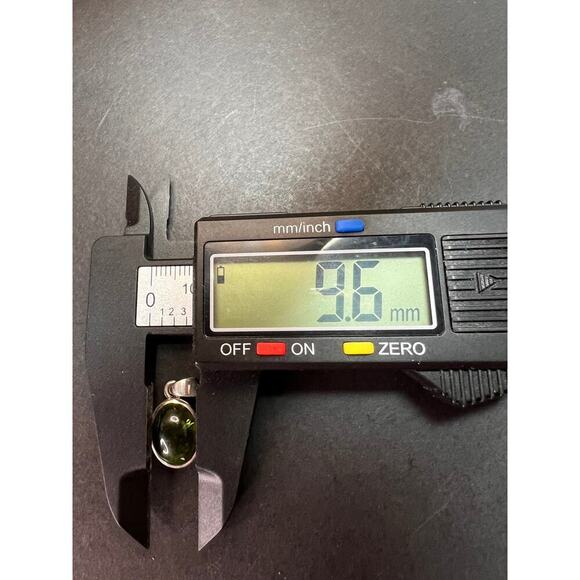 NEW Vintage green gem tourmaline sterling silver pendant 2.28 grams - Picture 5 of 14